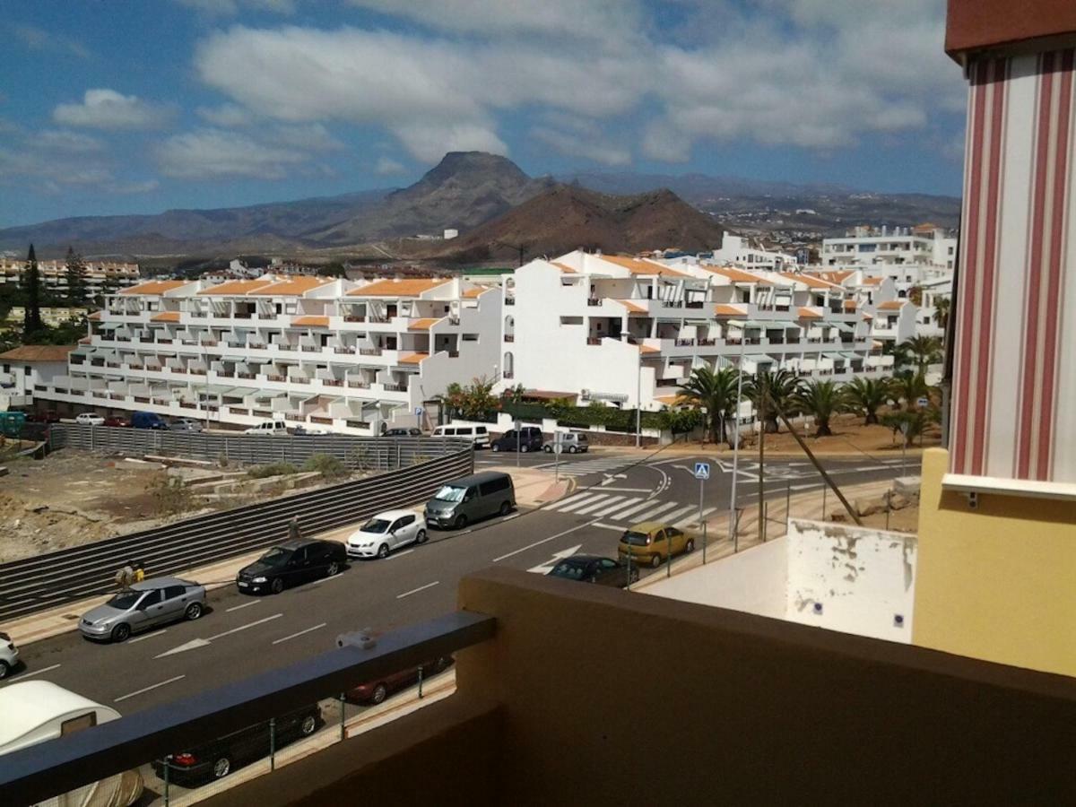 Los Angeles Free Wifi Los Cristianos  Exterior photo