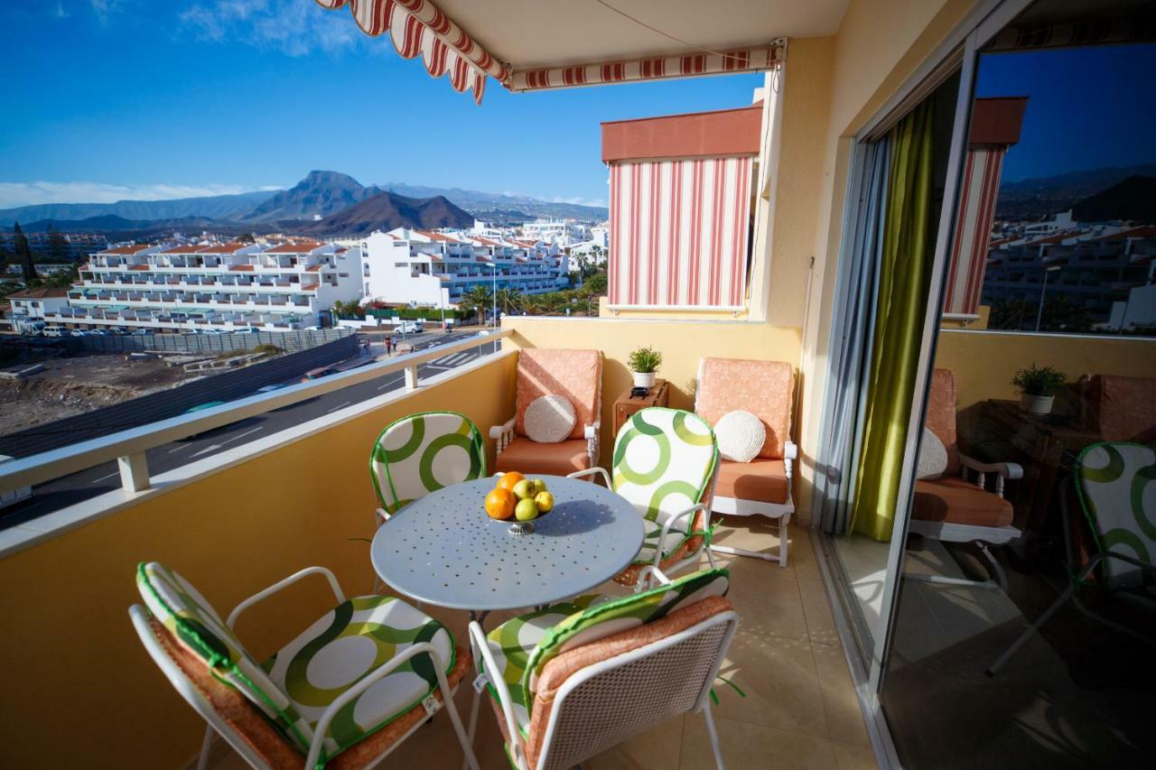 Los Angeles Free Wifi Los Cristianos  Exterior photo